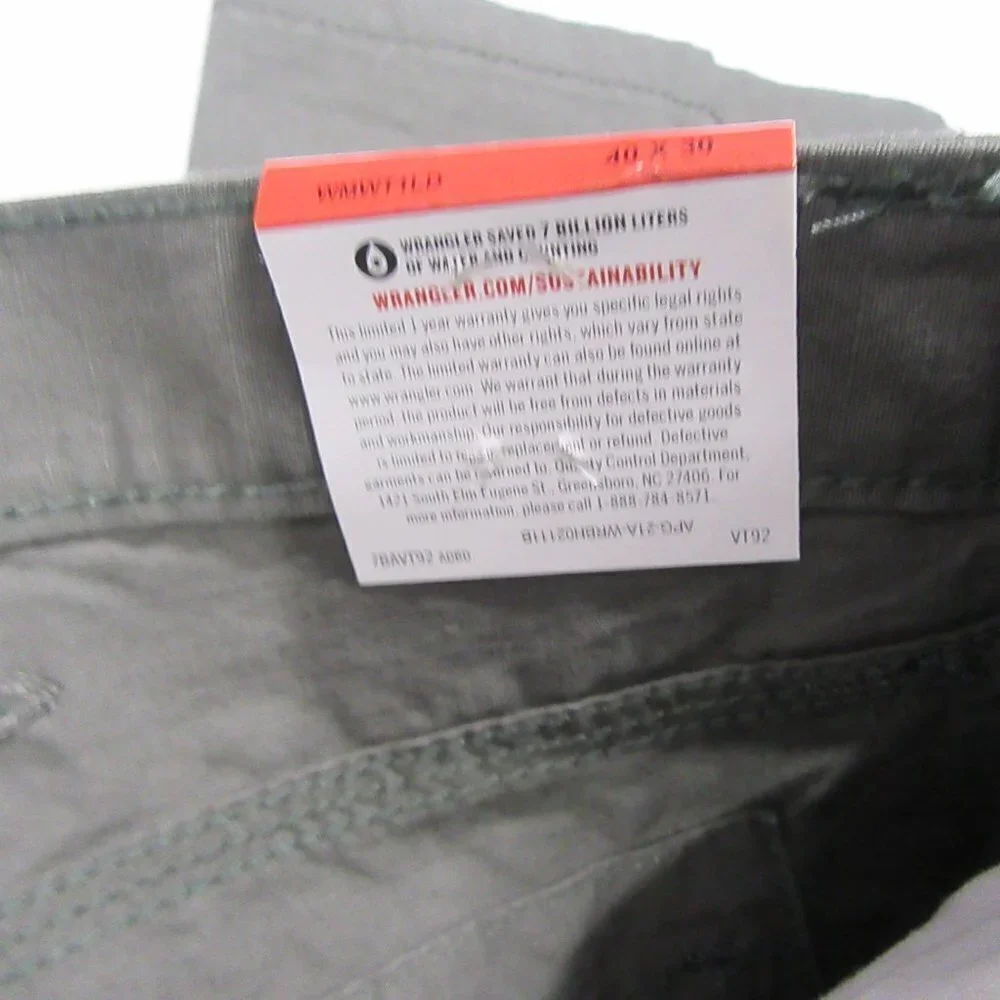 Wrangler Workwear Men's Technician Relaxed Fit Green Pant Size 40 x 30